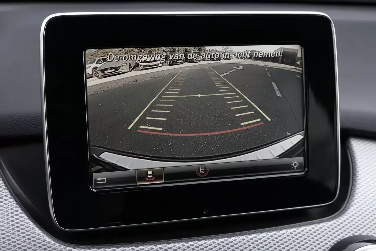 Mercedes-Benz B 180 B 180 d Navi CruiseC Camera Garantie*