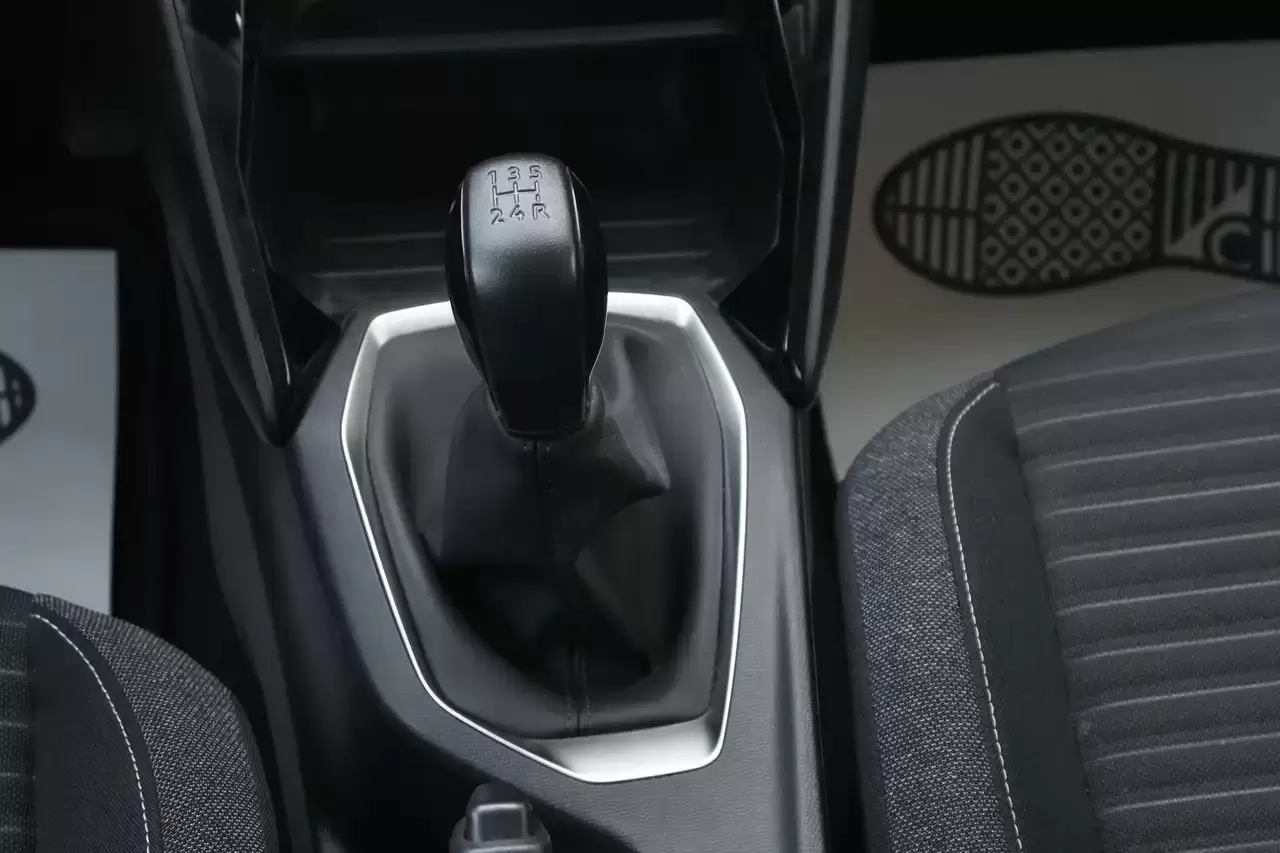 Peugeot 208 1.2i PureTech Style CruiseC LijnA Carplay Garantie*