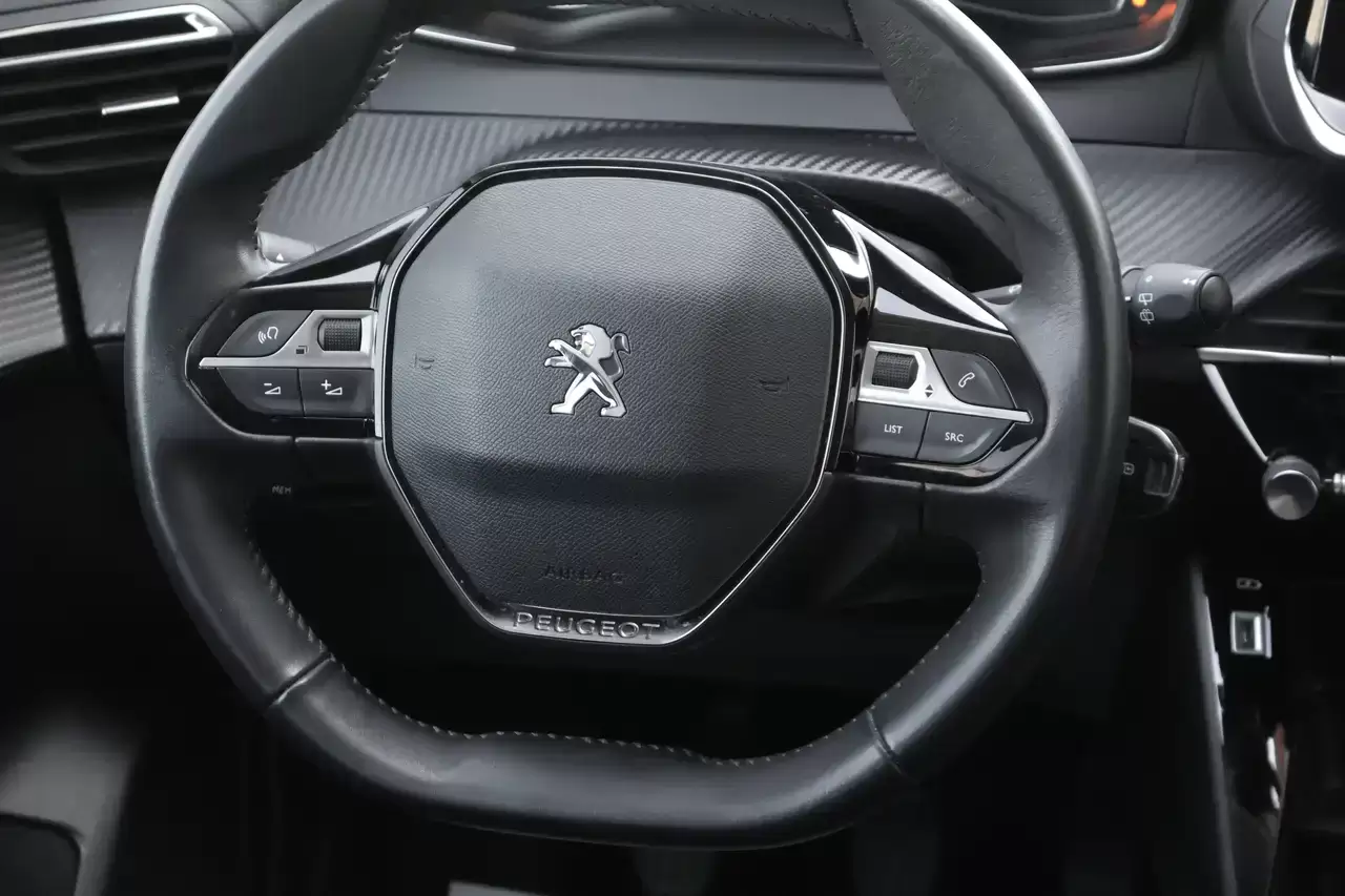 Peugeot 208 1.2i PureTech Style CruiseC LijnA Carplay Garantie*