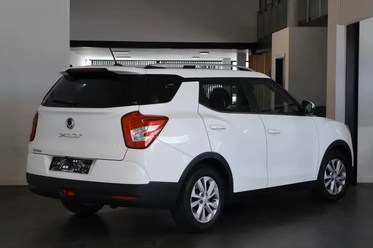SsangYong XLV XLV 1.6i e-XGi 2WD Carplay Airco ParkS Garantie*
