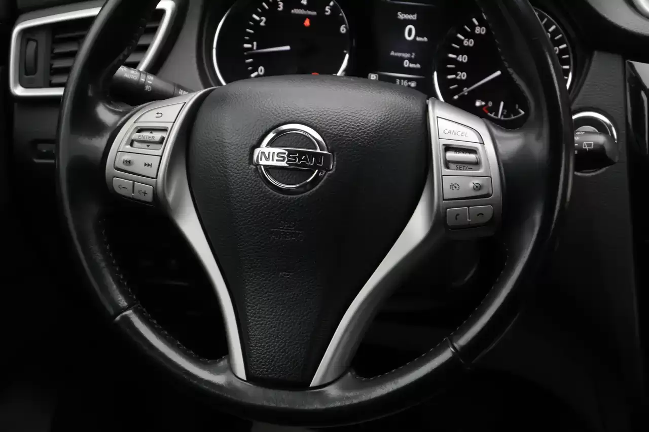 Nissan Qashqai Qashqai 1.2 DIG-T 2WD Pano TrekH 360° Garantie*