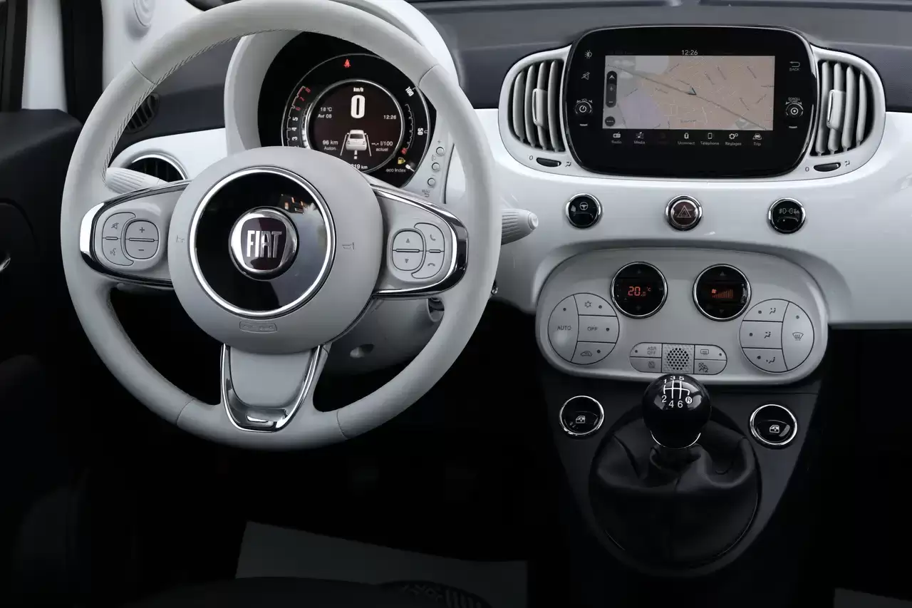 Fiat 500 1.0i MHEV CruiseC Pano Navi Garantie*