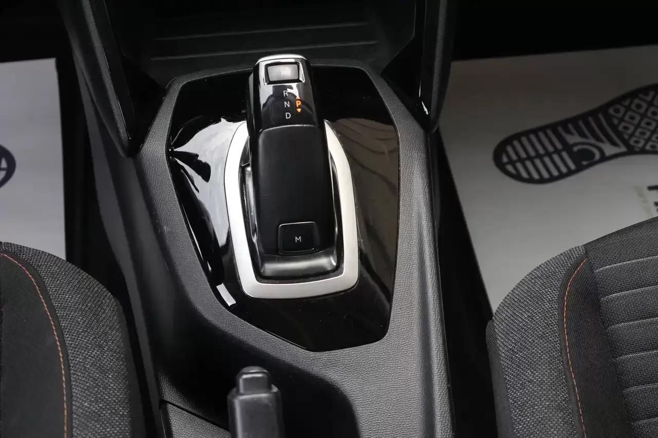 Peugeot 2008 2008 1.2 PureTech CruiseC LijnA Airco Garantie*