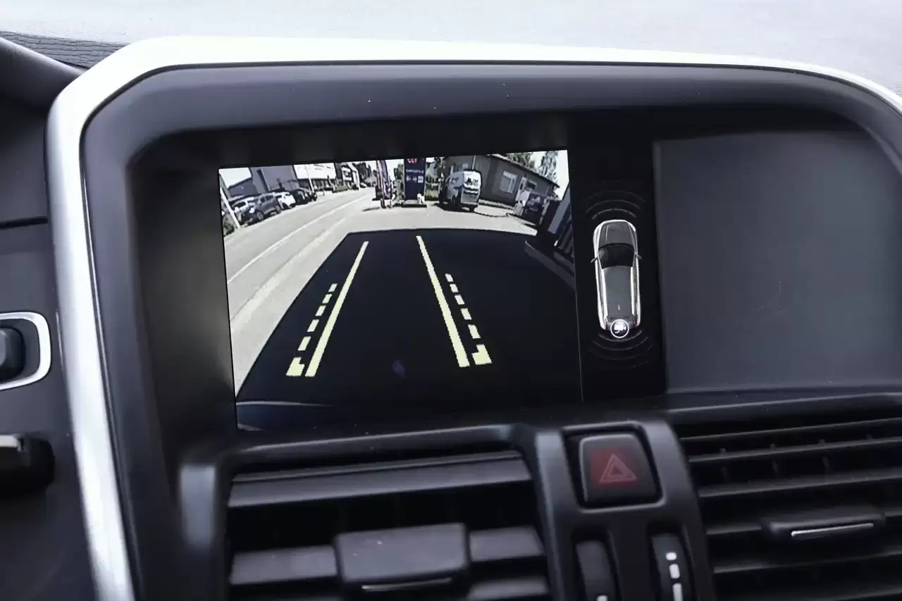 Volvo XC60 2.0 D3 CruiseC Camera Navi Leder Garantie*
