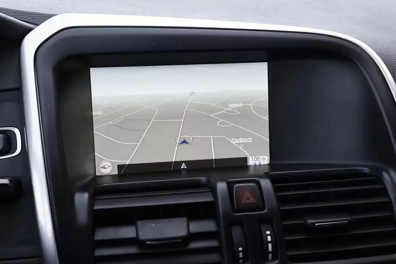 Volvo XC60 2.0 D3 CruiseC Camera Navi Leder Garantie*