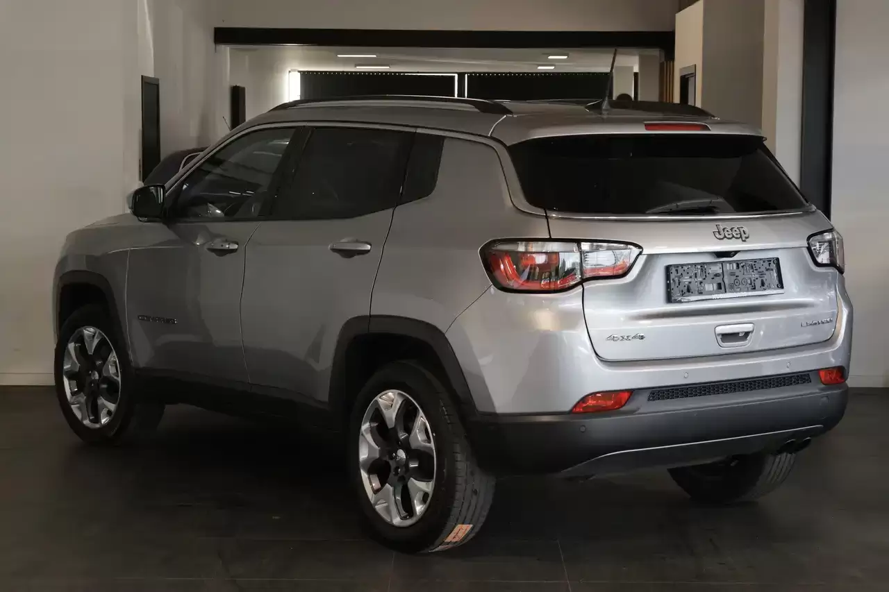 Jeep Compass Compass 1.4 Turbo 4×4 Limited BEATS Garantie