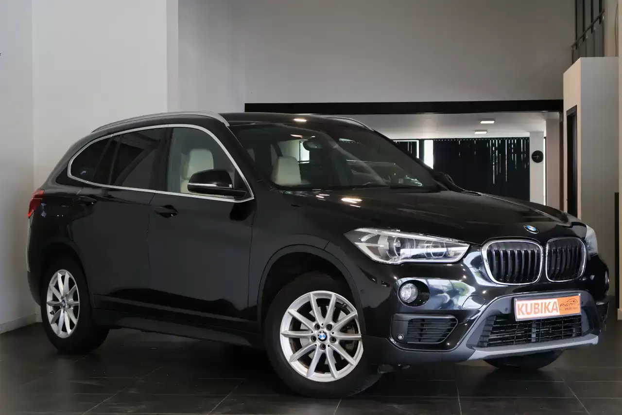 BMW X1 X1 1.5iA sDrive18 Trekhaak CruiseC Keyless Garantie*