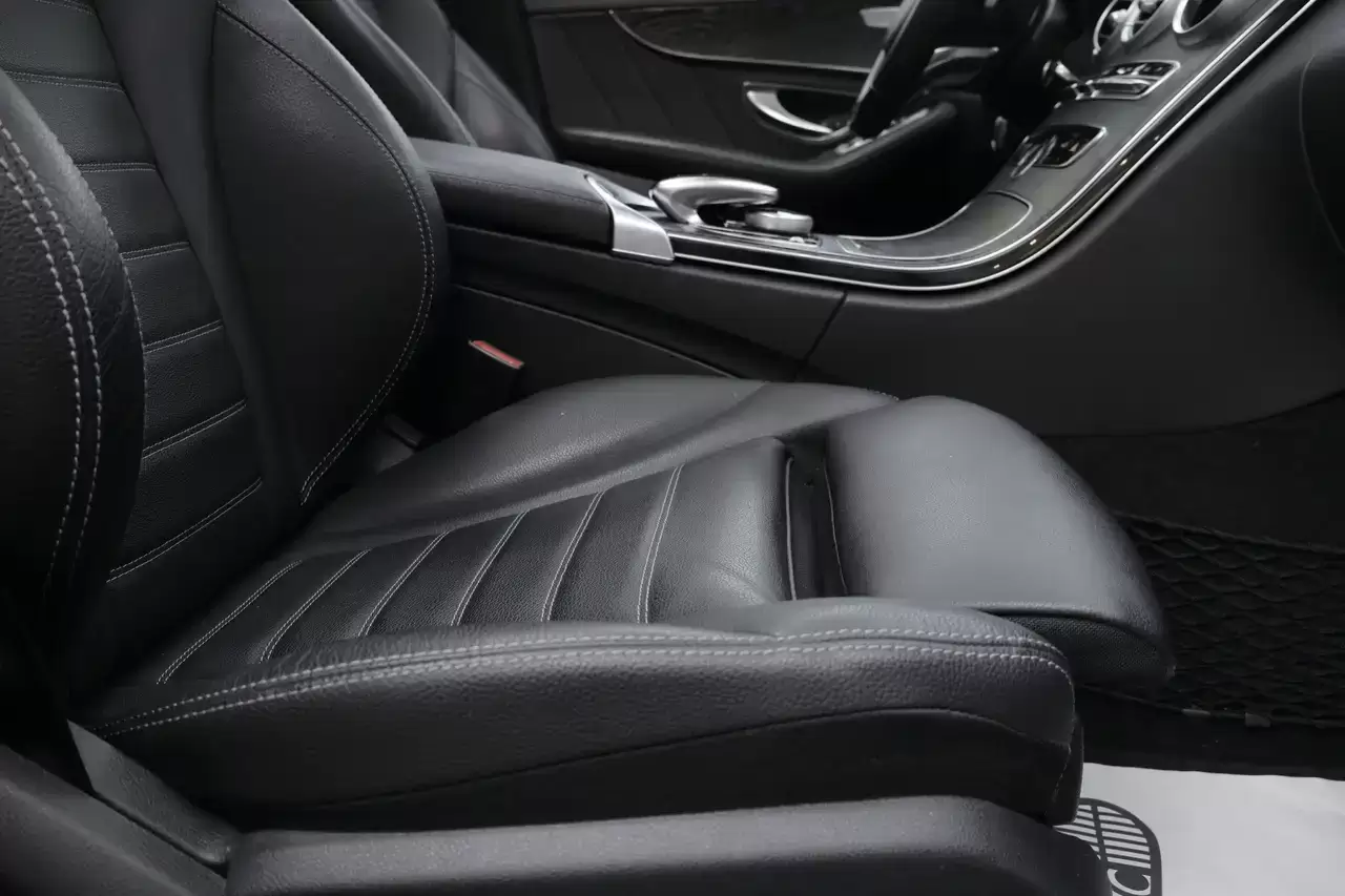 Mercedes-Benz C 300 C 300 Bluetec Hybrid Pano CruiseC ZetelV Navi