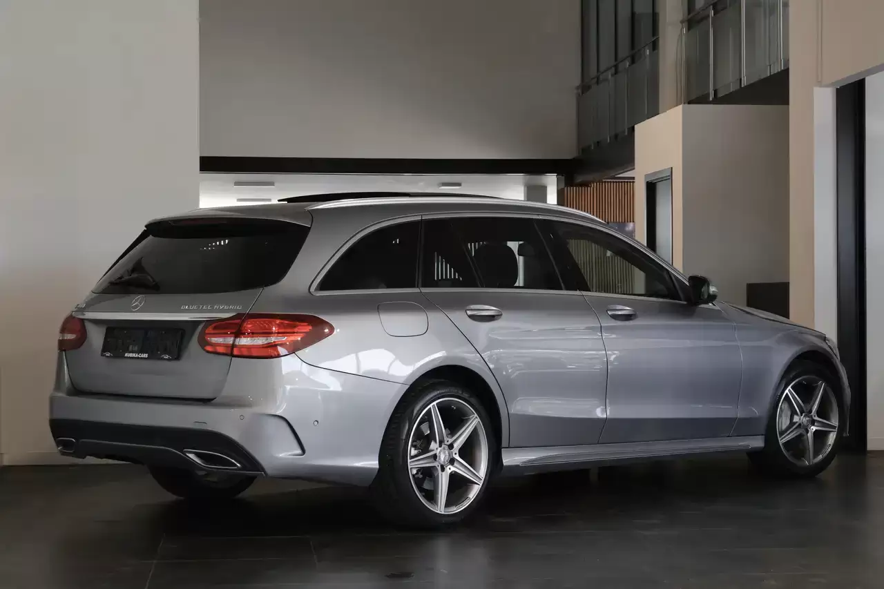 Mercedes-Benz C 300 C 300 Bluetec Hybrid Pano CruiseC ZetelV Navi