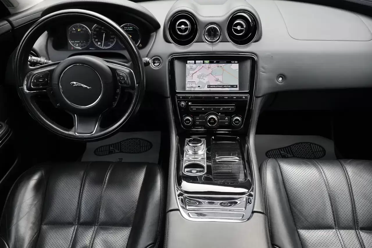 Jaguar XJ 3.0 V6 Diesel Pano DodeH Elek.V Keyless Garantie*
