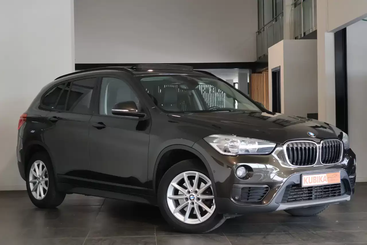 BMW X1 X1 2.0 dAS sDrive18 Pano TrekH Keyless Garantie*
