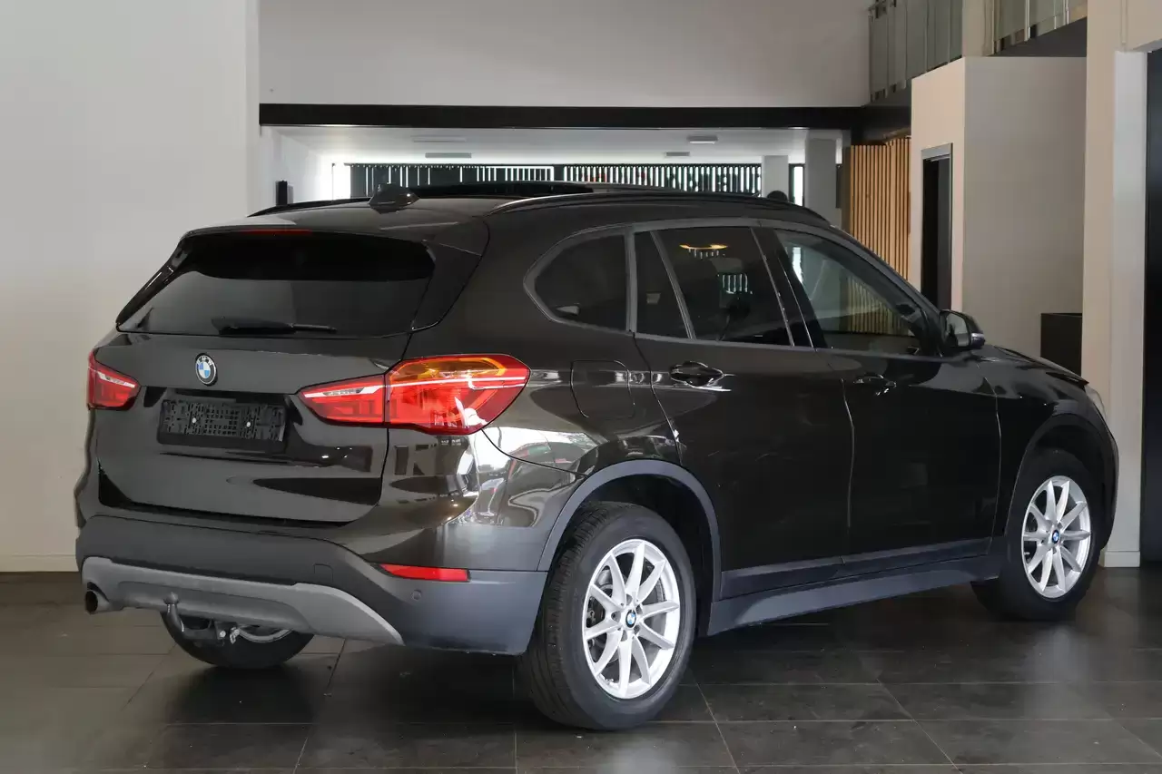 BMW X1 X1 2.0 dAS sDrive18 Pano TrekH Keyless Garantie*