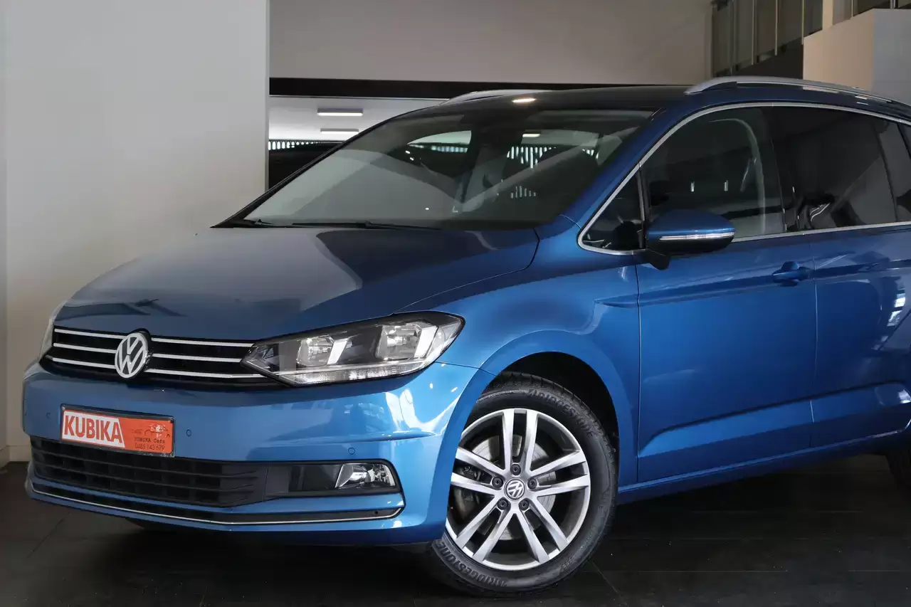 Volkswagen Touran Touran 1.5 TSI ACT Highline OPF DSG ACC TrekH LEDER Garantie*