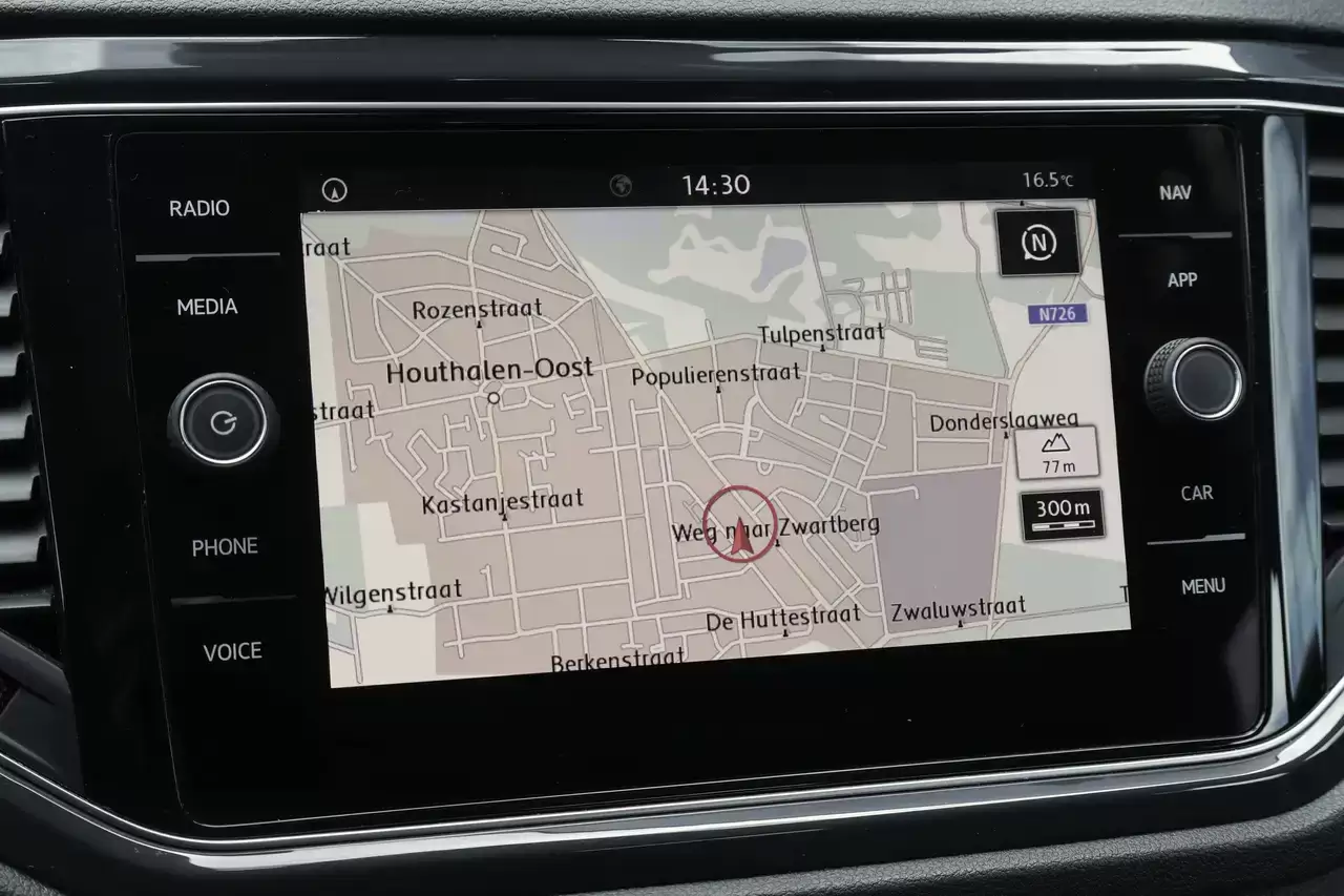 Volkswagen T-Roc T-Roc 1.5 TSI ACC Pano Leder Trekhaak Camera Garantie*