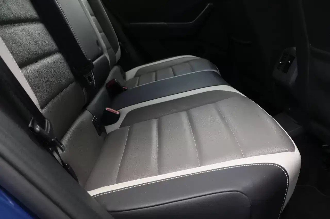 Volkswagen T-Roc T-Roc 1.5 TSI ACC Pano Leder Trekhaak Camera Garantie*