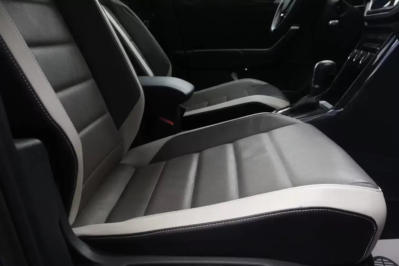 Volkswagen T-Roc T-Roc 1.5 TSI ACC Pano Leder Trekhaak Camera Garantie*