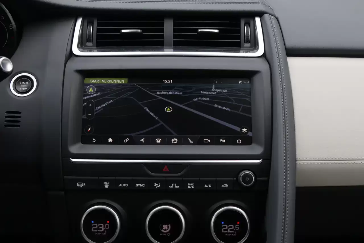 Jaguar E-Pace E-Pace 2.0 T AWD (EU6.2) Navi Elek. Z Garantie*