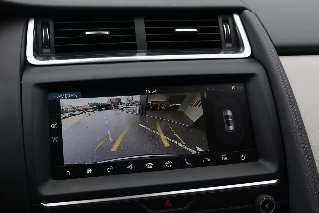 Jaguar E-Pace E-Pace 2.0 T AWD (EU6.2) Navi Elek. Z Garantie*