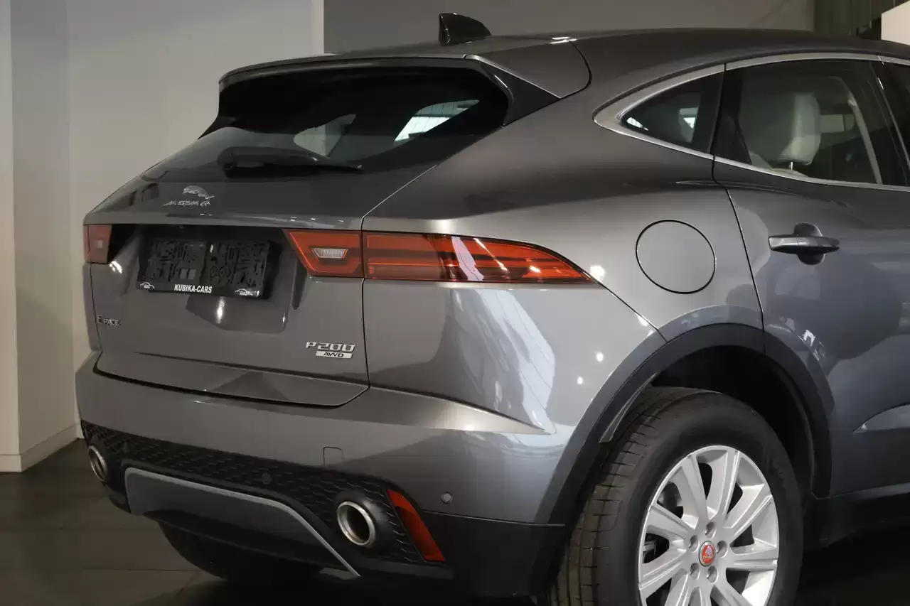 Jaguar E-Pace E-Pace 2.0 T AWD (EU6.2) Navi Elek. Z Garantie*