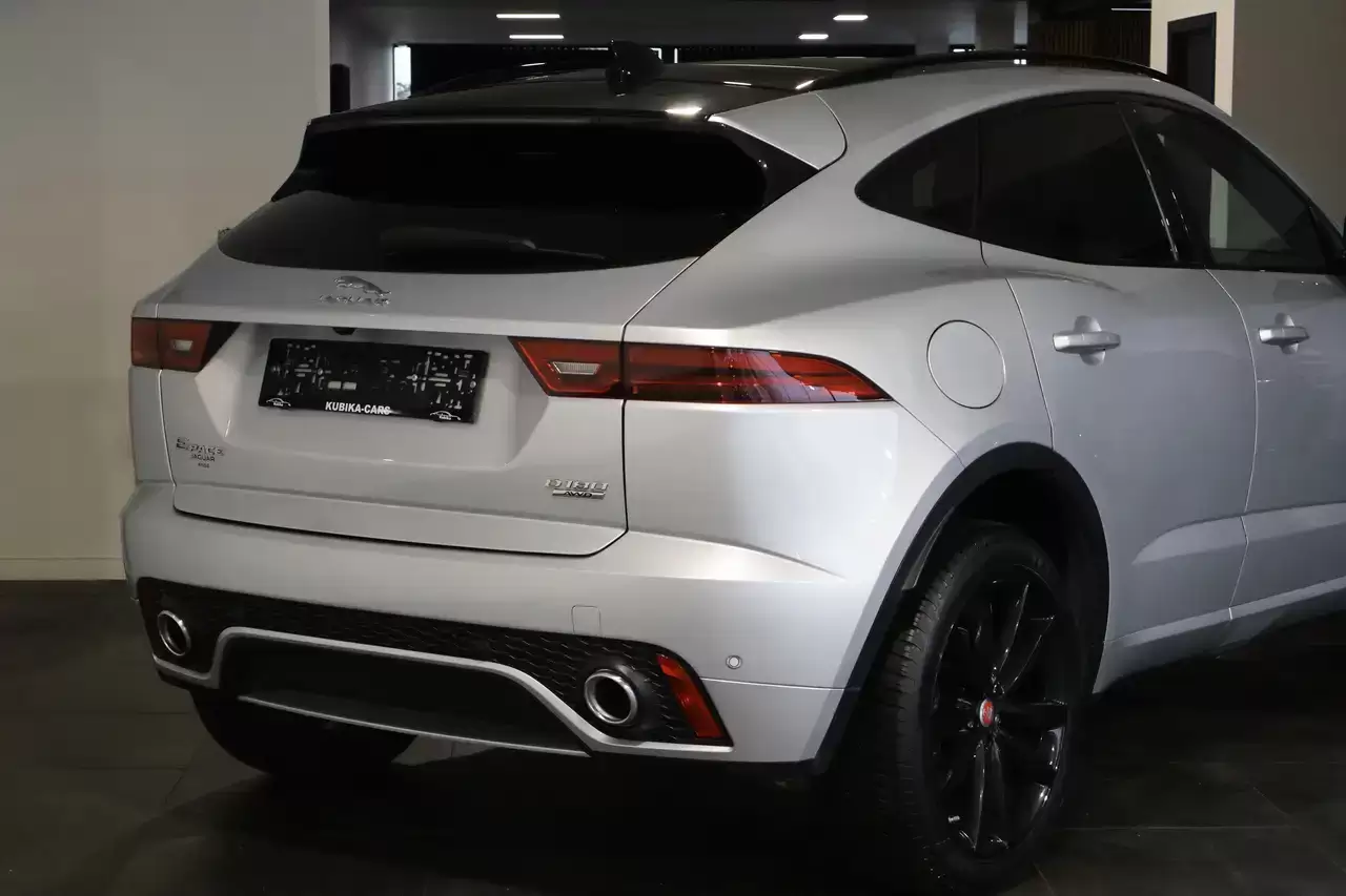 Jaguar E-Pace E-Pace 2.0 D AWD R-Dynamic BTW* Pano ACC Navi 12M*