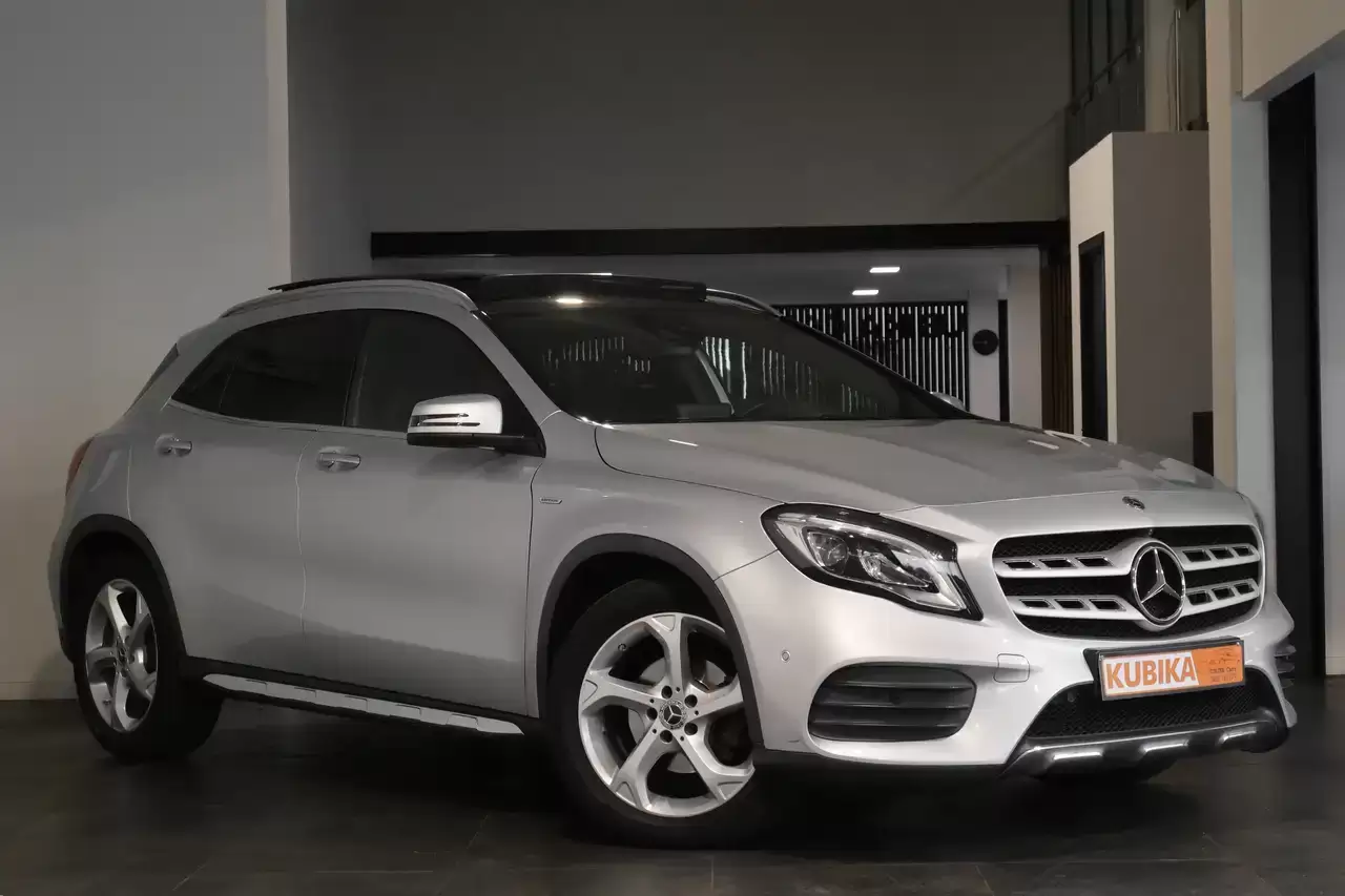 Mercedes-Benz GLA 200 Edition Pano 360° Navi ZetelV Leder Garantie*