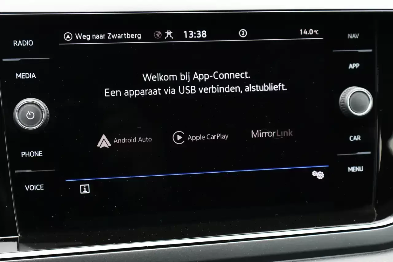 Volkswagen Taigo Taigo 1.5 TSI R-Line ACC LijnA IQ-Licht ZetelV Garantie*