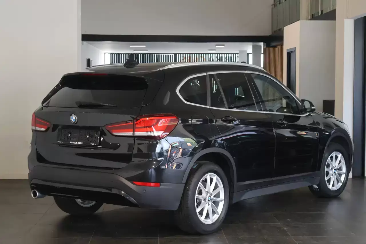 BMW X1 X1 1.5iA sDrive18 Leder LED Camera CruiseC Garantie*