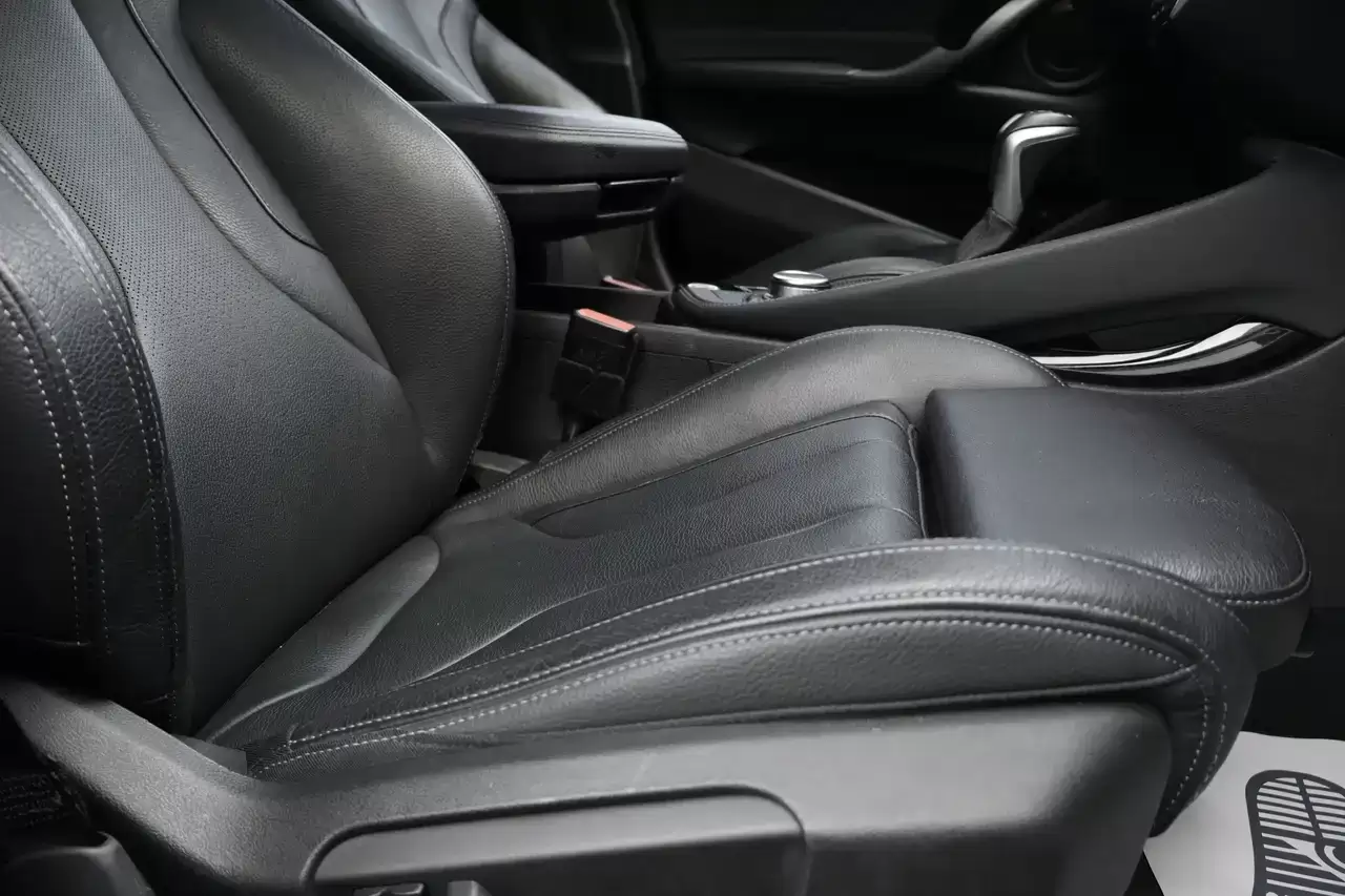 BMW X2 xDrive25e M-pack PANO BTW Head/Up Keyless Garantie