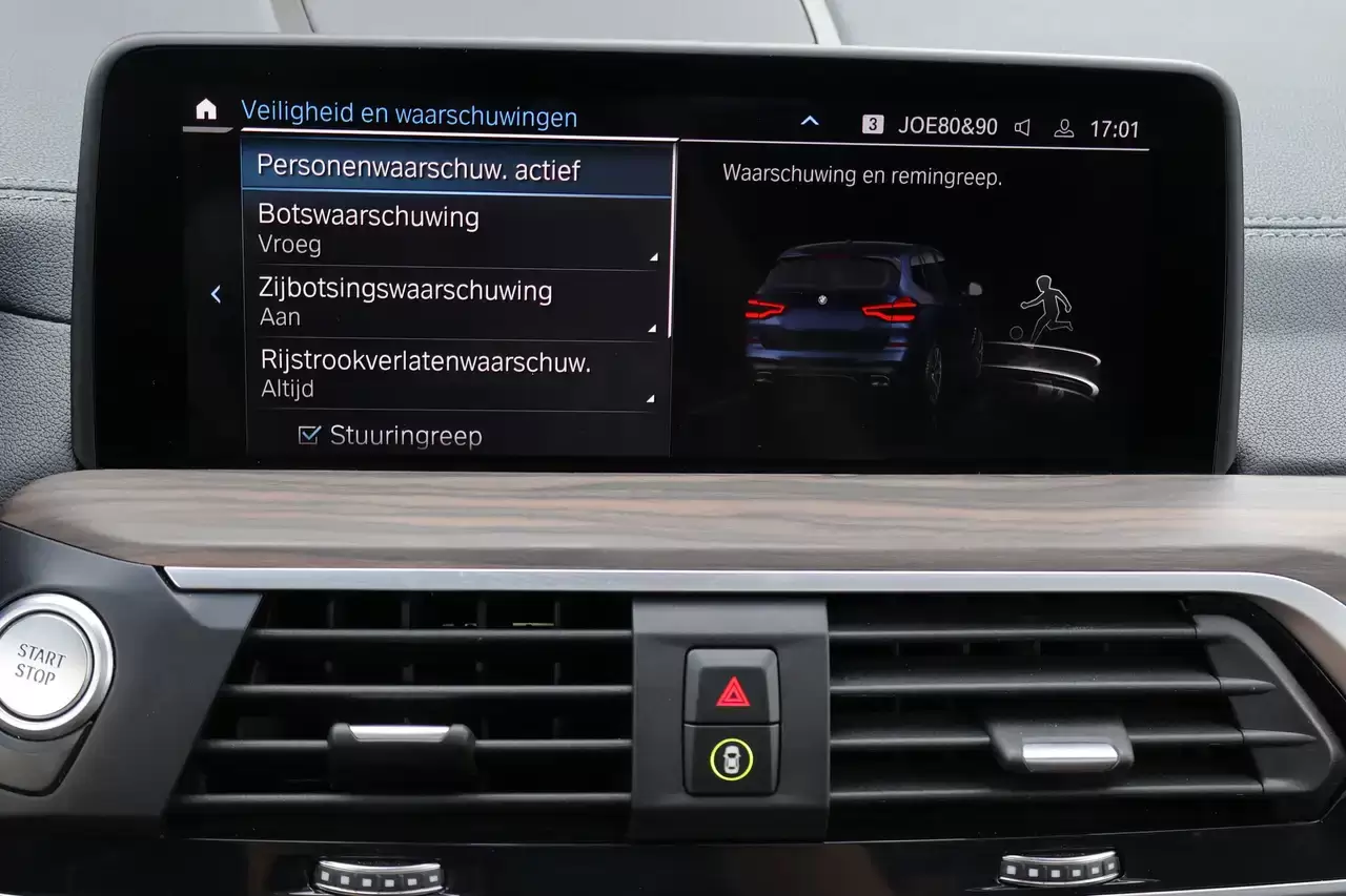 BMW X3 X3 PHEV 2.0iAS xDrive30e M-Pack Pano ACC Garantie*