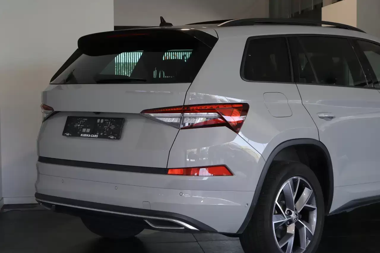 Skoda Kodiaq Kodiaq 1.5 TSI ACT Sportline II DSG Pano 360° Garantie*