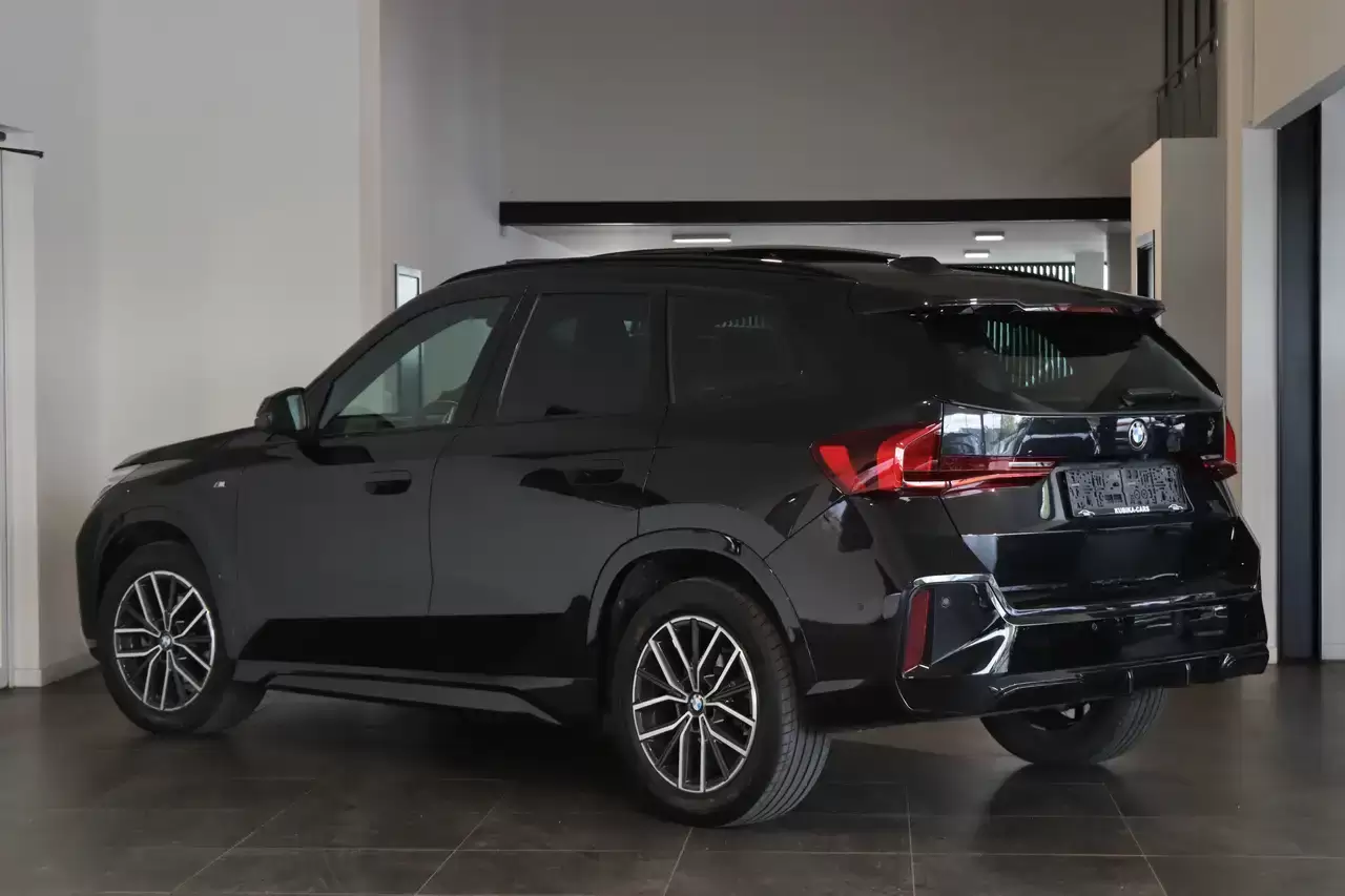 BMW X1 X1 1.5iAS sDrive18 M-Pack CruiseC Pano Garantie*