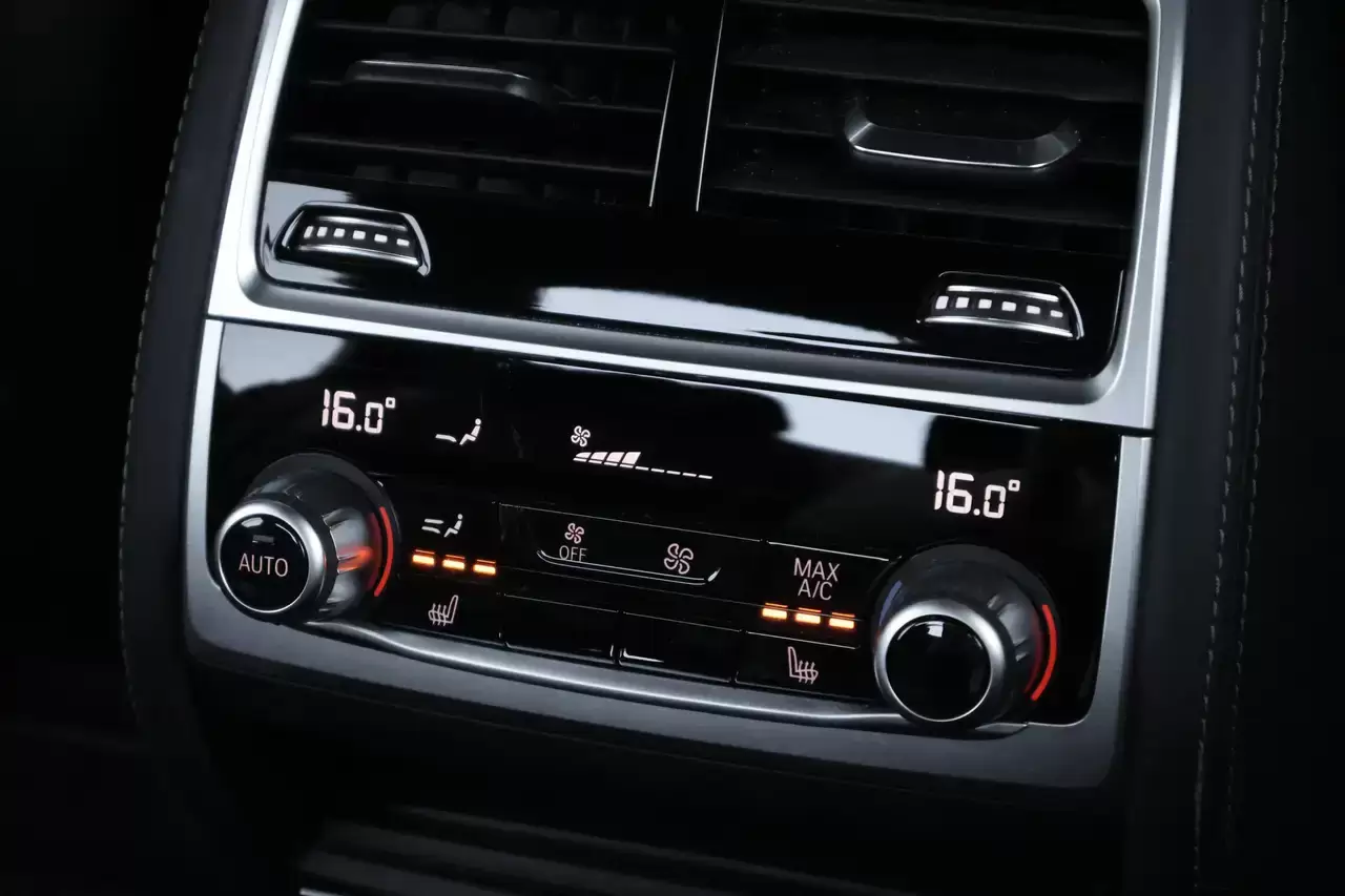 BMW 745 745eAS PHEV M-Pack ACC Pano BTW* Memory Garantie*