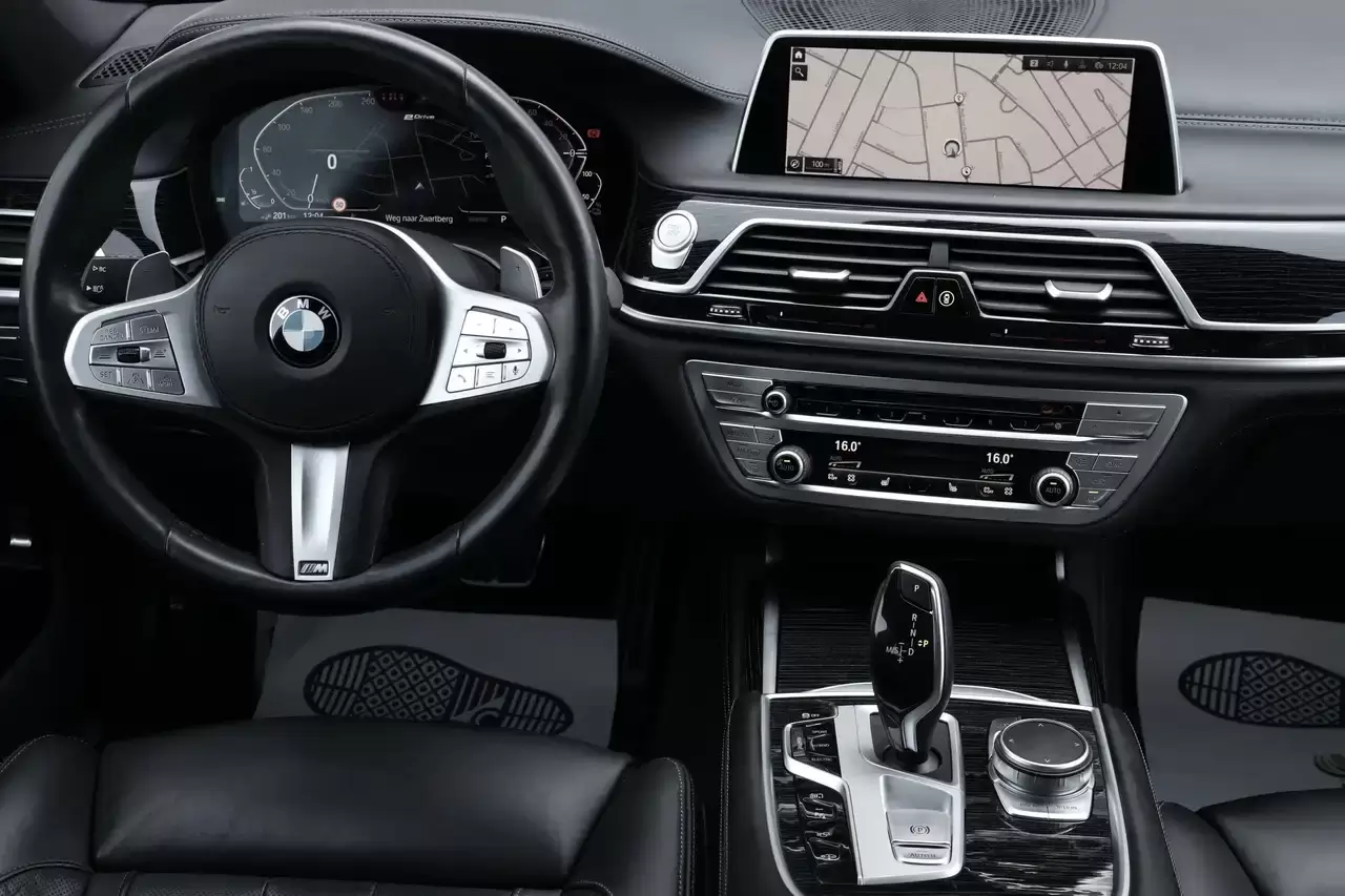 BMW 745 745eAS PHEV M-Pack ACC Pano BTW* Memory Garantie*