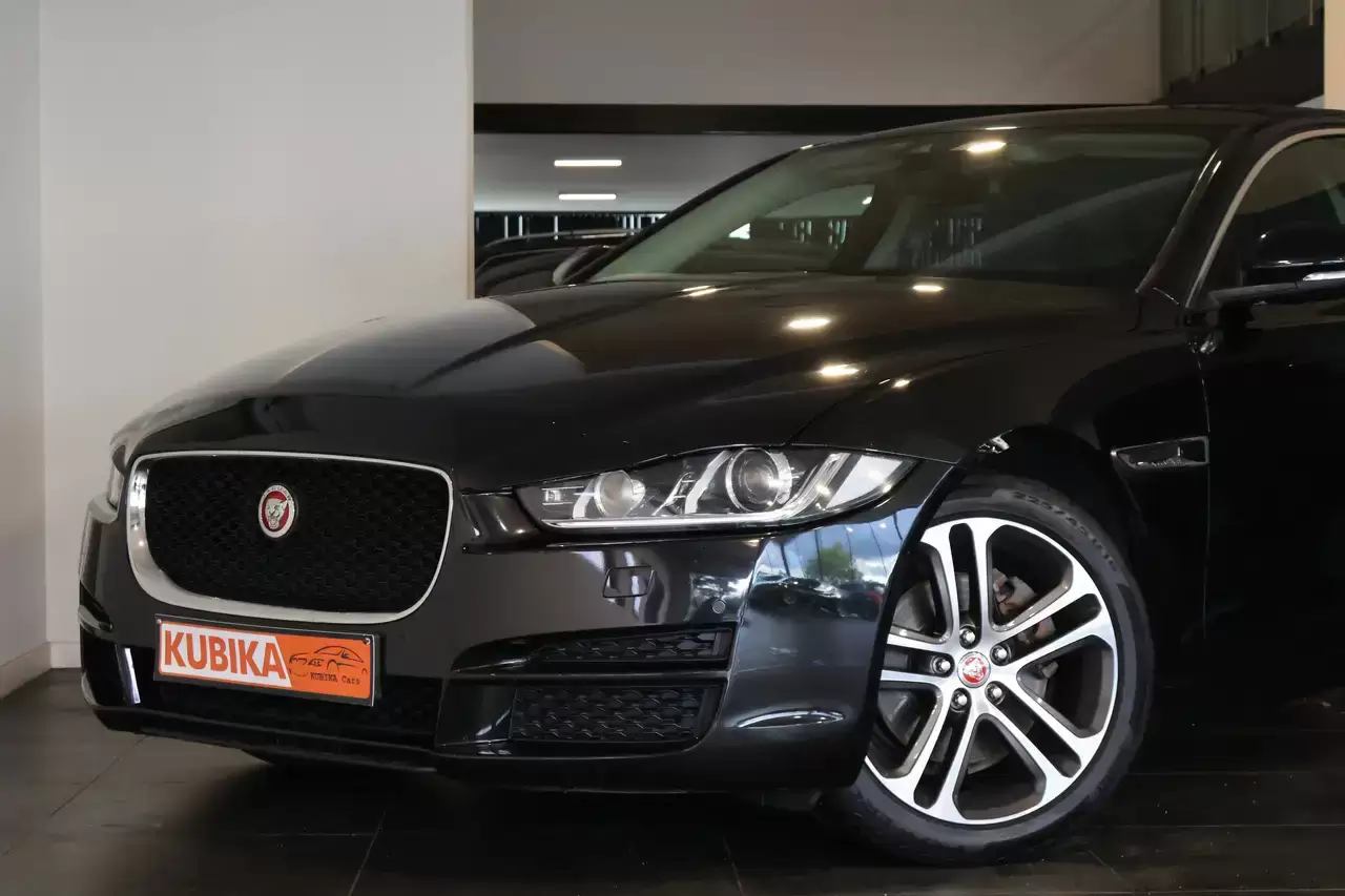 Jaguar XE XE 2.0 D Prestige LijnA Keyless LED Cam Garantie *