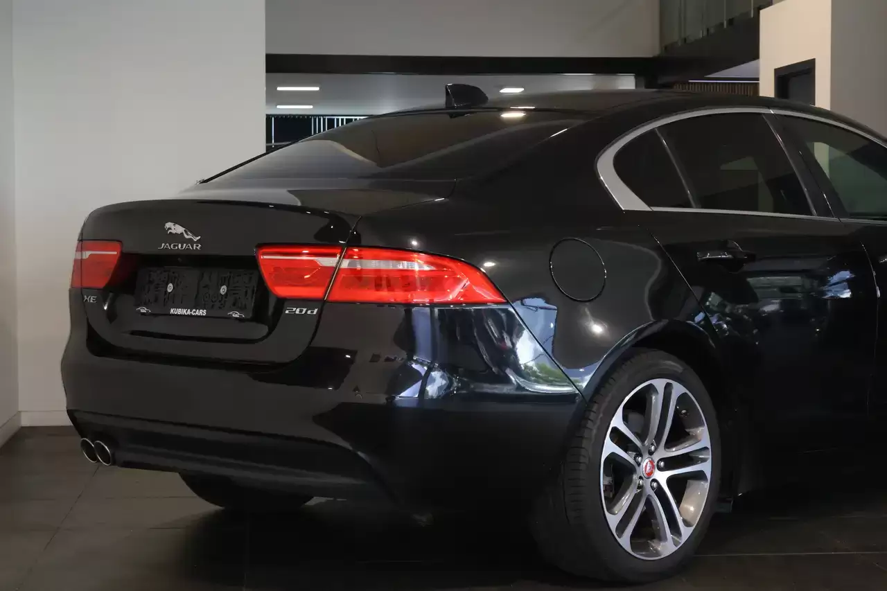 Jaguar XE XE 2.0 D Prestige LijnA Keyless LED Cam Garantie *