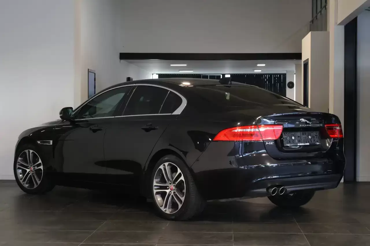 Jaguar XE XE 2.0 D Prestige LijnA Keyless LED Cam Garantie *