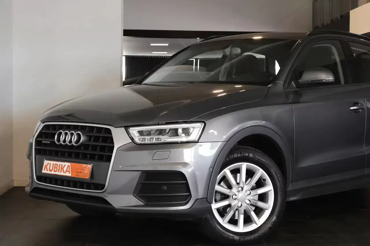 Audi Q3 Q3 2.0 TDi Quattro S tronic Navi Airco Trekhaak Garantie *