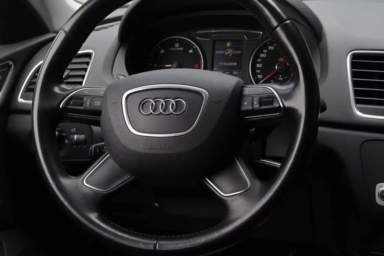 Audi Q3 Q3 2.0 TDi Quattro S tronic Navi Airco Trekhaak Garantie *