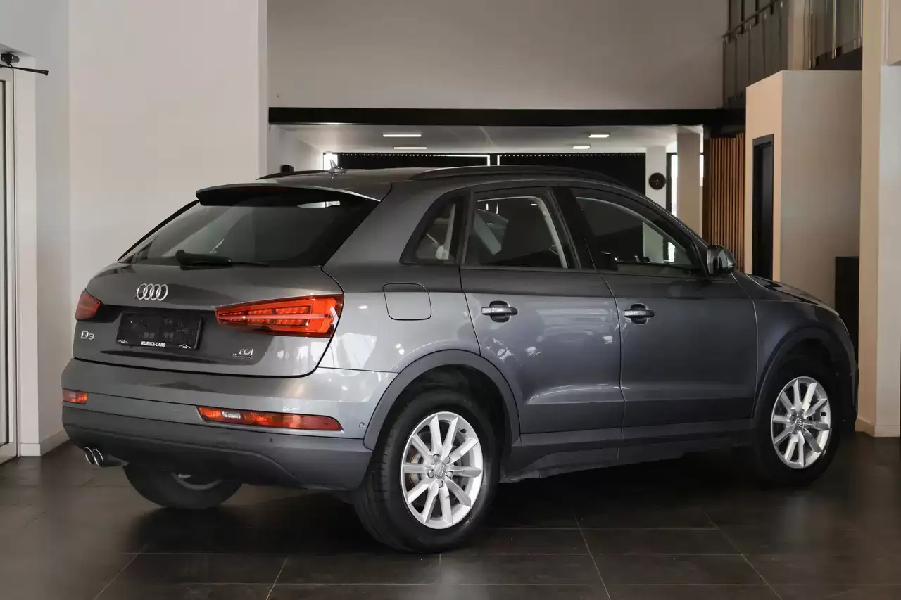 Audi Q3 Q3 2.0 TDi Quattro S tronic Navi Airco Trekhaak Garantie *
