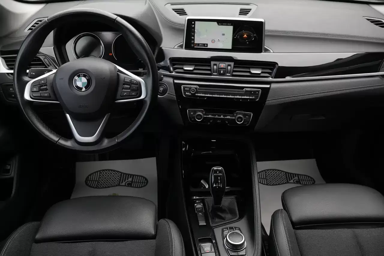 BMW X1 X1 1.5iA sDrive18 LED Camera Navi Cruise Garantie *