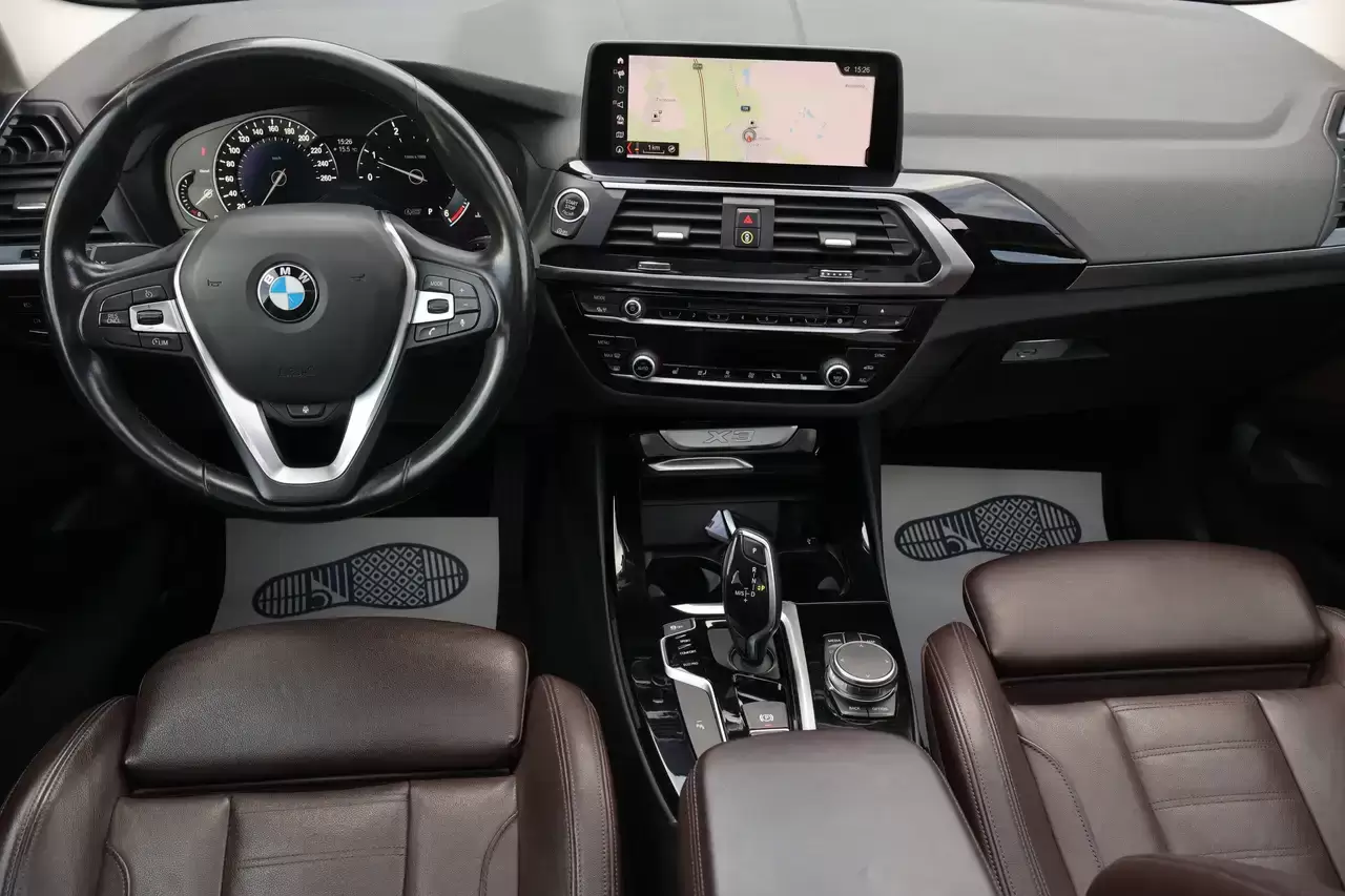 BMW X3 X3 2.0 dA sDrive18 PANO LED Camera Keyless Garantie *