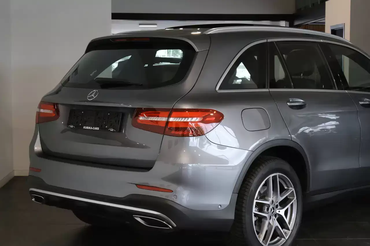 Mercedes-Benz GLC 220 GLC 220 d 4-Matic AMG Pano Navi Garantie BTW *