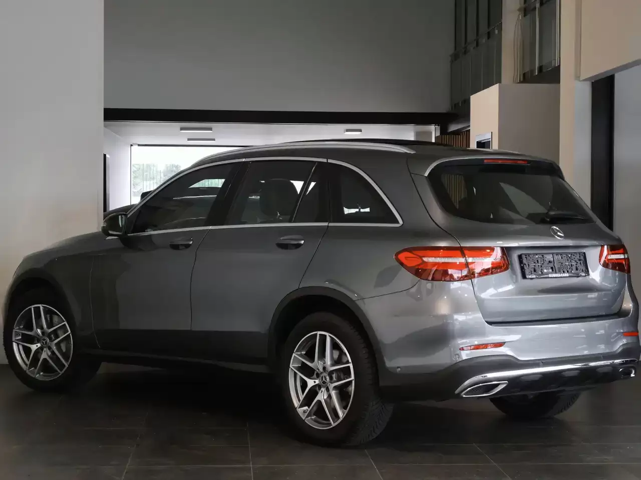 Mercedes-Benz GLC 220 GLC 220 d 4-Matic AMG Pano Navi Garantie BTW *
