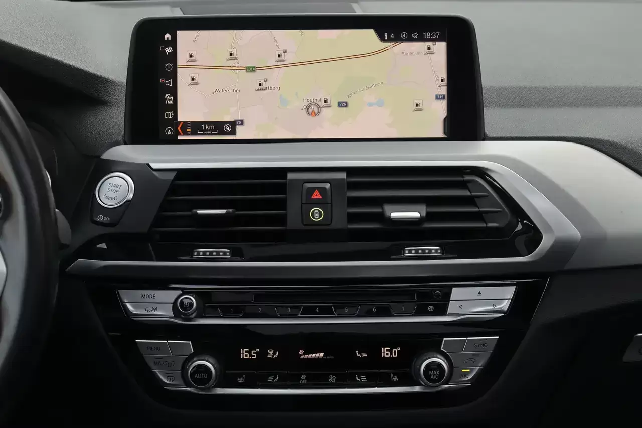 BMW X3 X3 2.0 dA xDrive20 M PAKKET *BTW* Head-up LED PANO Garantie *