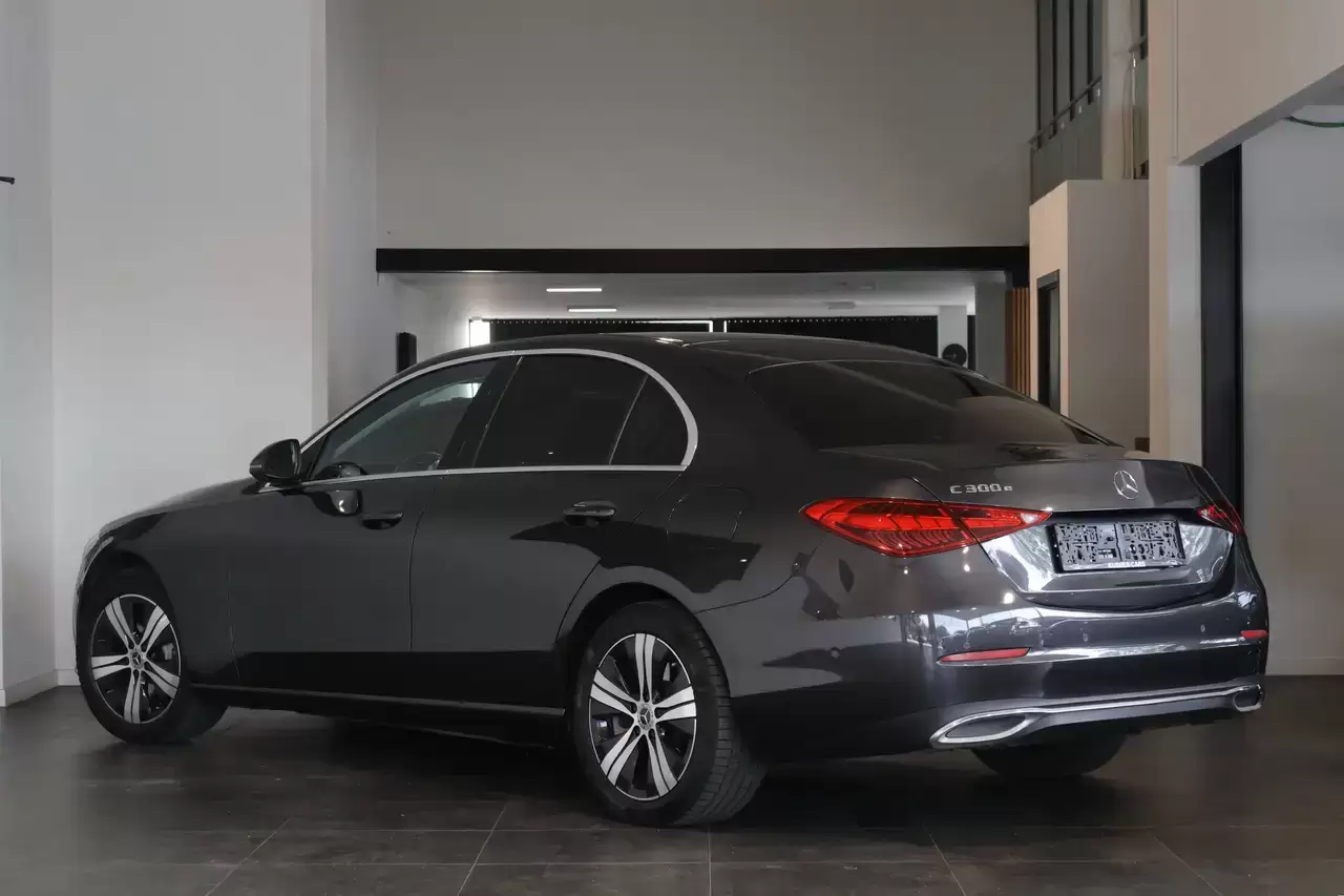 Mercedes-Benz C 300 C 300 e PHEV Hybrid Navi LijnA Distronic Dodehoek Garantie *