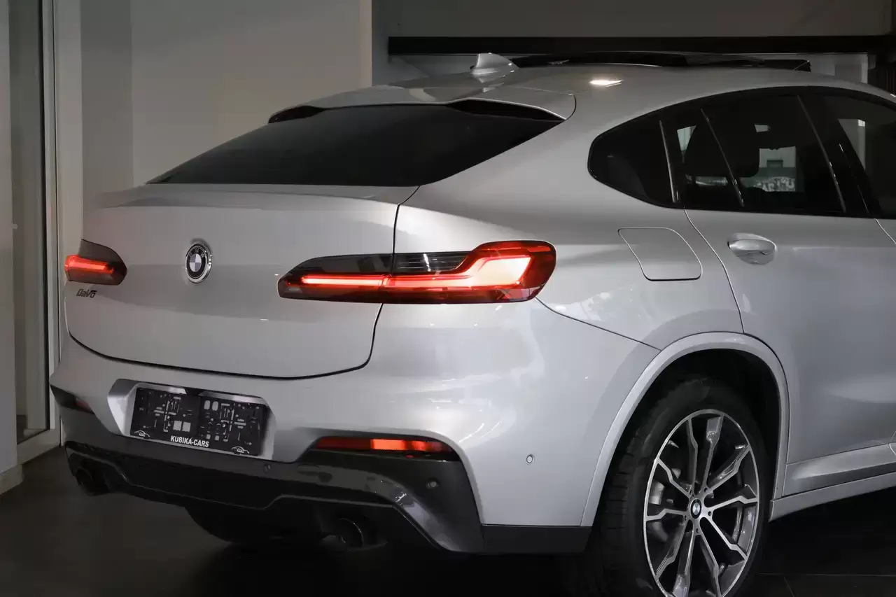 BMW X4 X4 2.0 dA xDrive20 M Pakket Opendak Keyless LED Garantie