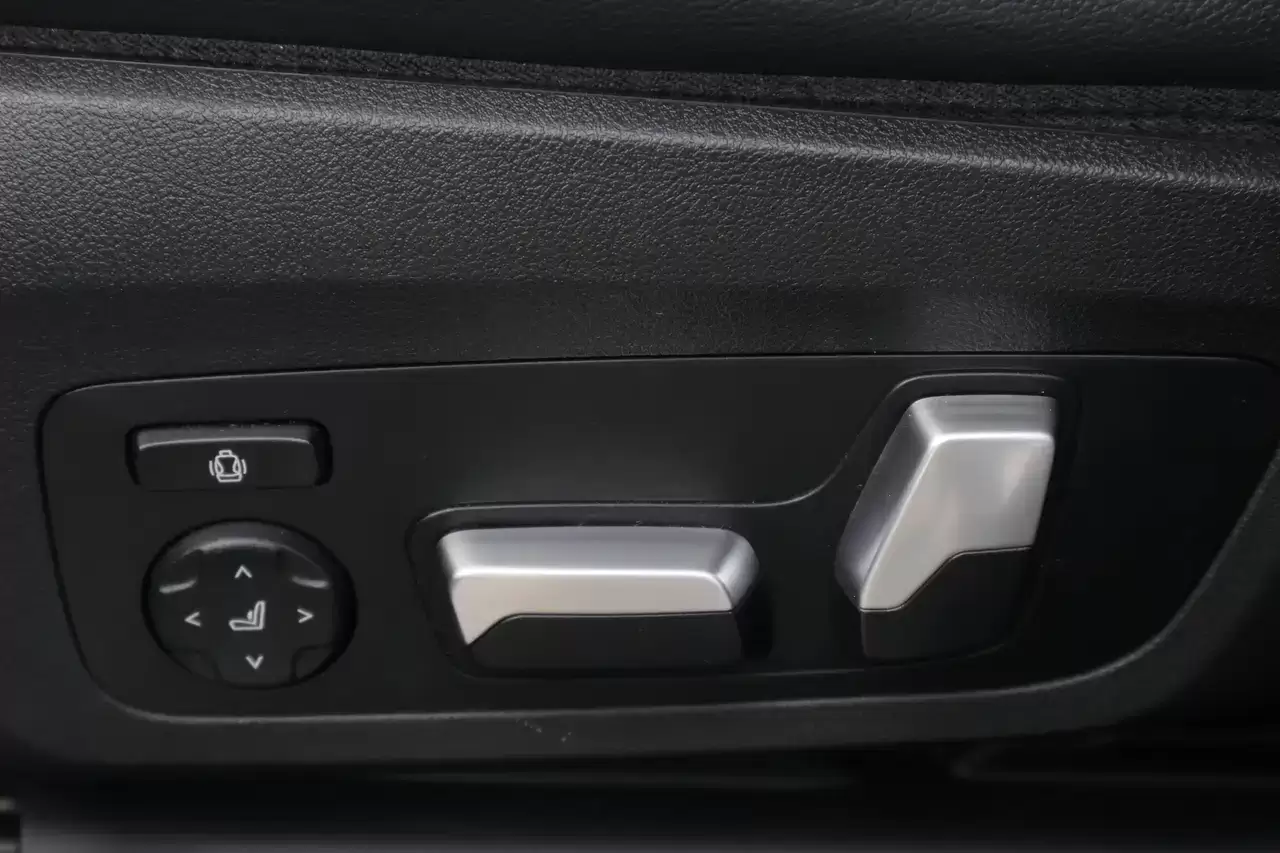 BMW X4 X4 2.0 dA xDrive20 M Pakket Opendak Keyless LED Garantie
