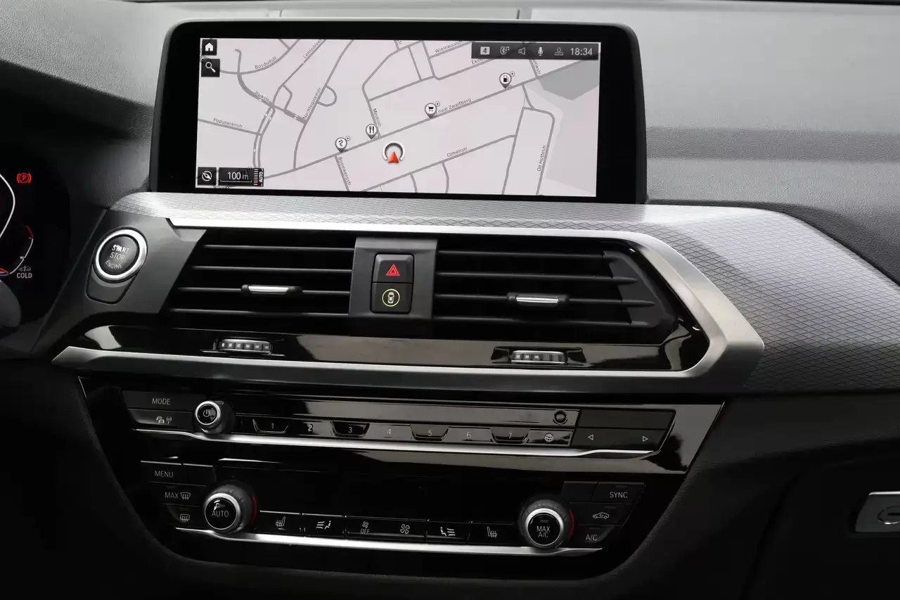 BMW X4 X4 2.0 dA xDrive20 M Pakket Opendak Keyless LED Garantie