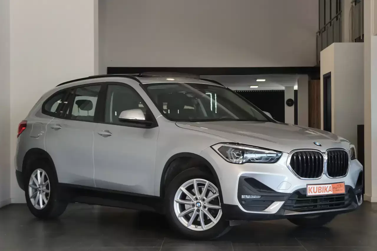 BMW X1 1.5iA sDrive18 OPF Navi Pano ACC Momory Garantie*