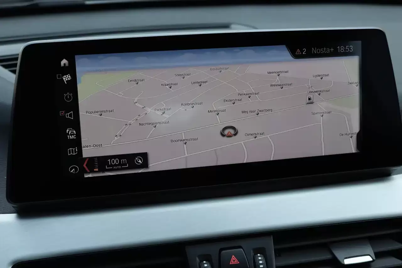BMW X1 1.5iA sDrive18 OPF Navi Pano ACC Momory Garantie*